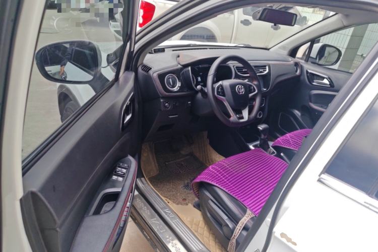 Used Brilliance V3 2016 1.5L Automatic Smart Version Driver Seat