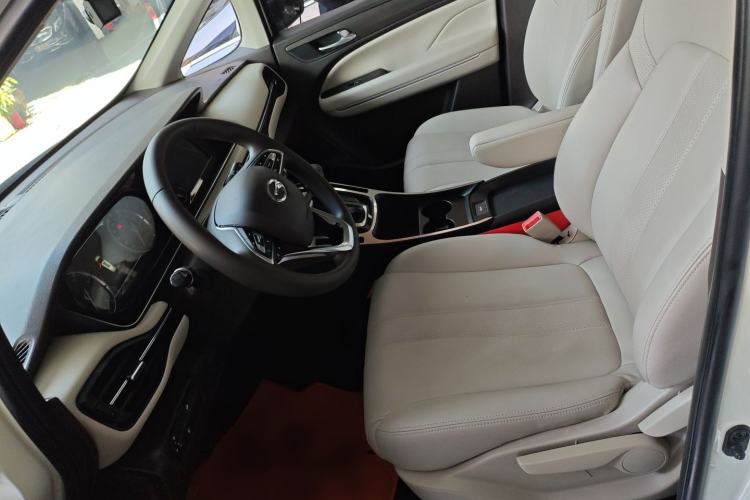 Used GAC Trumpchi M6 2019 270T Automatic Luxury Edition (7-seater) China V Standard
