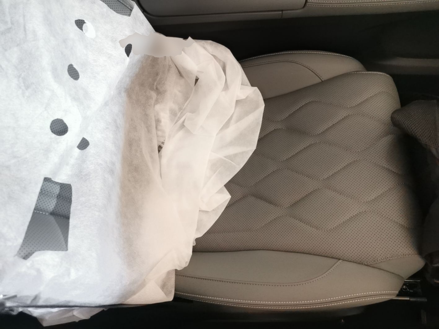 Geely Galaxy A7 2025 Model EM-i 150km Exploration+ Edition — снимка 19