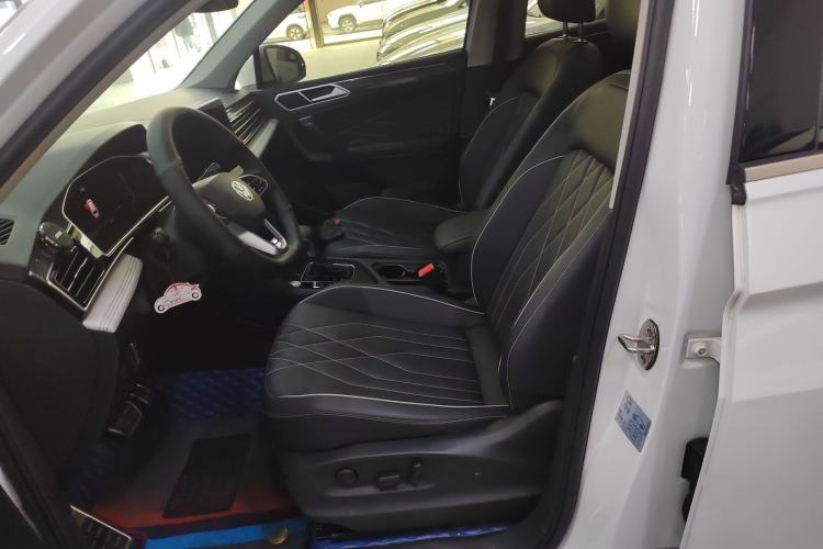 Used Volkswagen Tiguan L 2023 Restyled 330TSI Automatic Two-Wheel Drive R-Line Enhanced Comfort Version