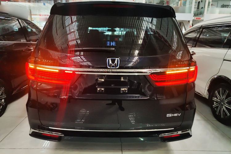 Used Honda Odyssey 2024 2.0L eHEV Sharp & Enjoy Edition