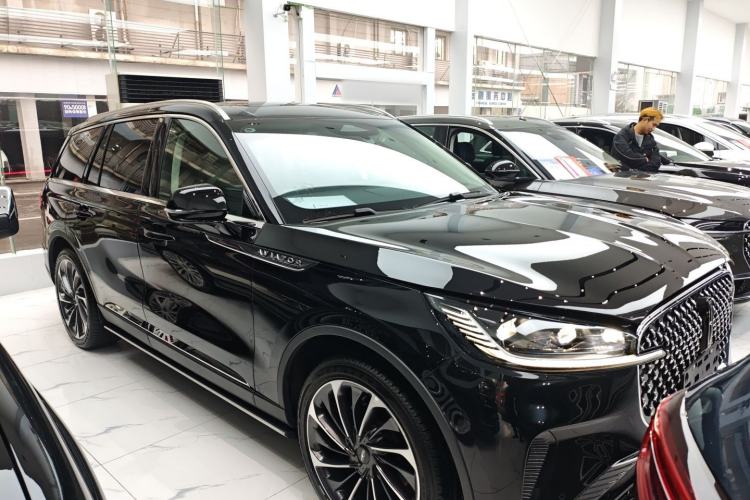 Used Lincoln Aviator 2024 3.0T V6 All-Wheel-Drive Luxury Edition Six Seats