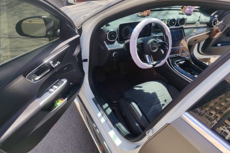 Used Mercedes-Benz C-Class 2023 Revised C 200 L Sport Edition Driver Seat