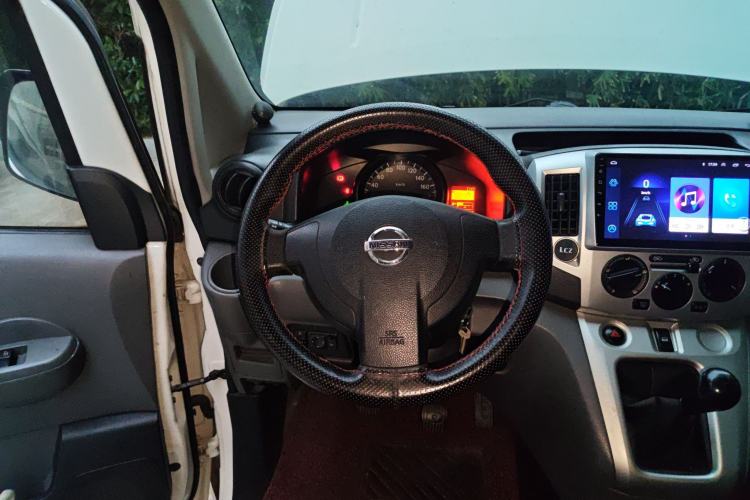 Used Nissan NV200 2011 1.6L 232 Seats Zunya Trim Steering Wheel