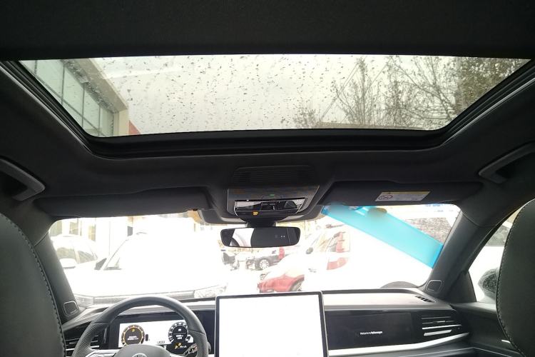 Used Volkswagen Passat 2025 Pro 380TSI Starry Dragon Luxury Edition