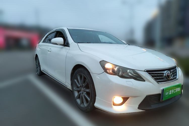 Used Toyota Reiz 2012 2.5V Fengdu Elite Stylish Edition Front Right 45 Deg