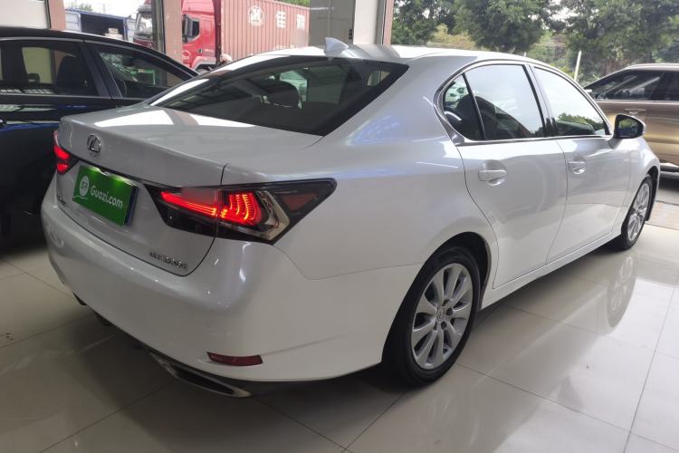 Used Lexus GS 2016 200T Leading Edition
