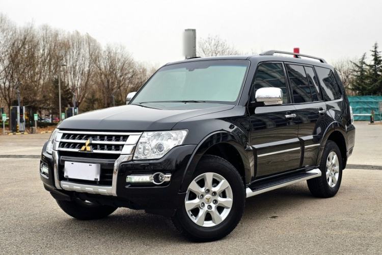 Used Mitsubishi Pajero (Import) 2016 3.0L Automatic Prestige Version China V Standard