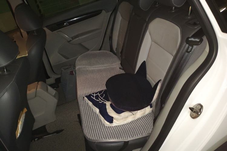 Used Volkswagen Gran Lavida 2013 1.6L Automatic Comfort Model Left Rear Seat