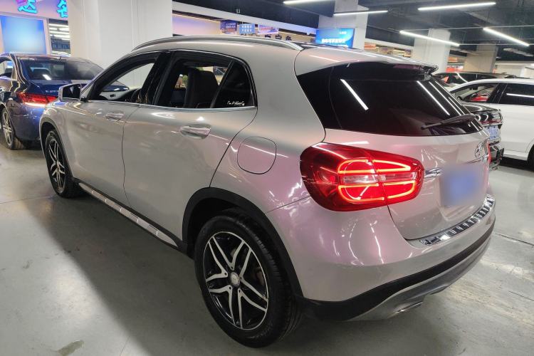 Used Mercedes-Benz GLA 2016 GLA 220 4MATIC Fashion Edition Rear Left 45 Deg