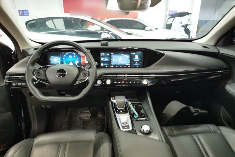 Used Dongfeng Aeolus Huge 2022 Mach Dual-Motor 1.5T MHD Dare-to-Dream Edition
