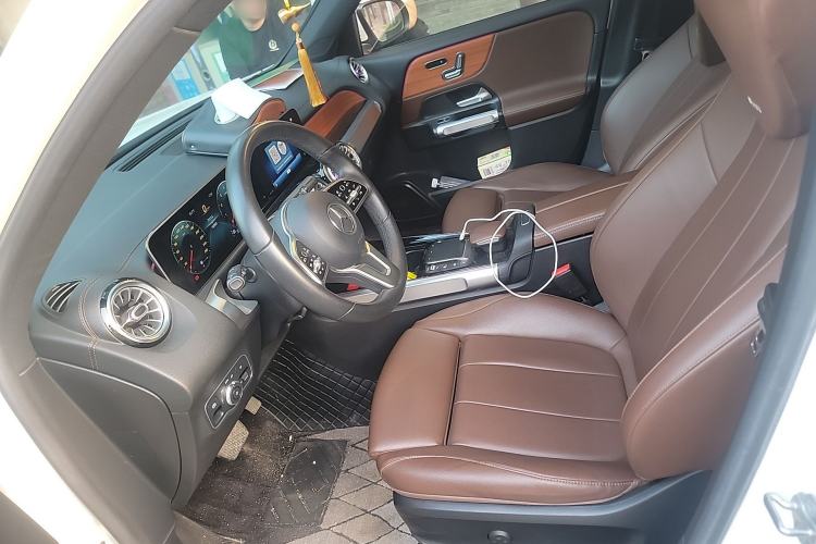 Used Mercedes-Benz GLB 2020 Facelift GLB 200 Fashion Edition Left Front Seat