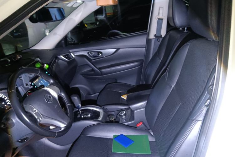 Used Nissan X-Trail 2014 2.5L CVT Luxury Edition 4WD
