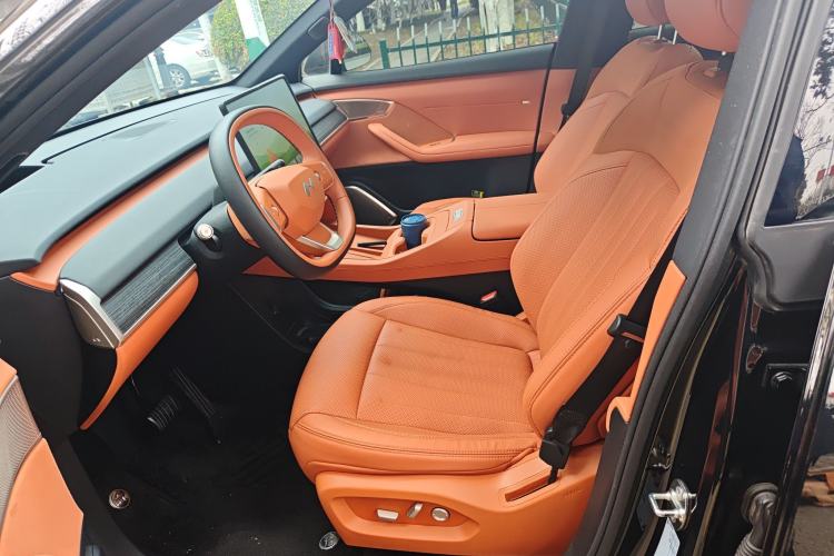 Used ONVO L60 2024 60 kWh Rear-Drive Version