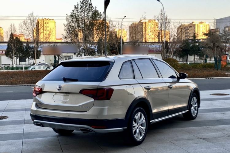Used Volkswagen C-TREK 2017 1.6L Automatic Comfort Model
