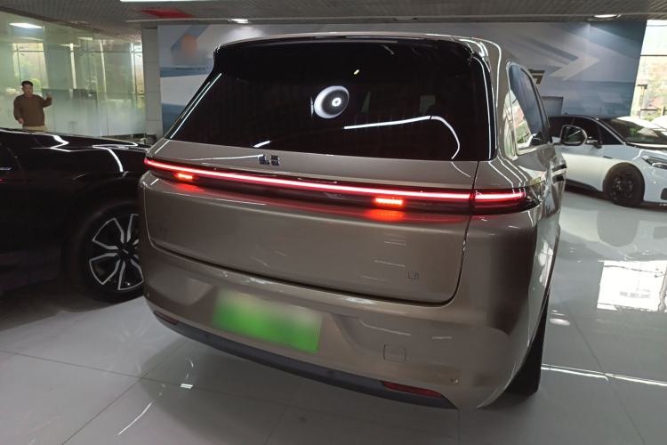 Used Li Auto L8 2023 Pro Model Rear Right 45 Deg