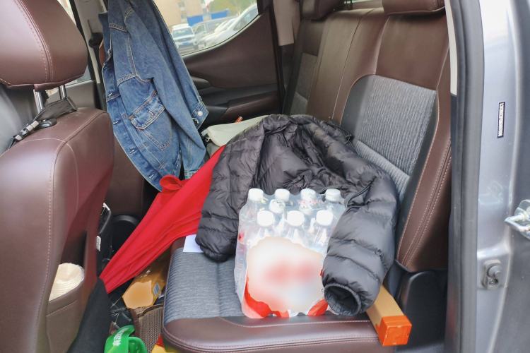 Used CHANGAN KAICHENG F70 2021 2.4T Gasoline Automatic 4x4 Luxury Version Standard Wheelbase 4K22D4T Left Rear Seat