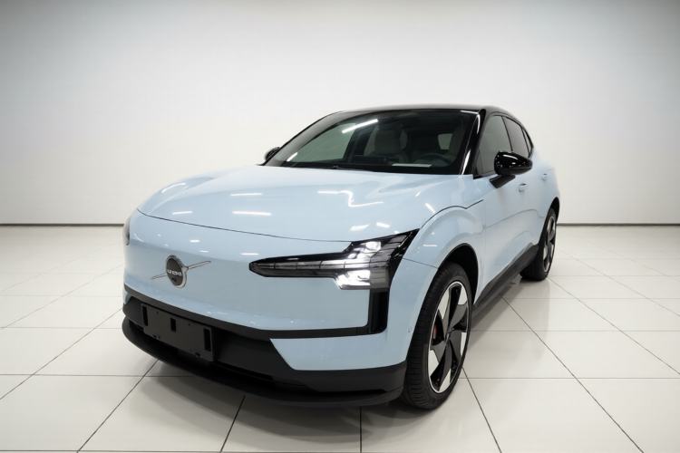 Used Volvo EX30 2025 Rear-Drive Long-Range Version Ultra