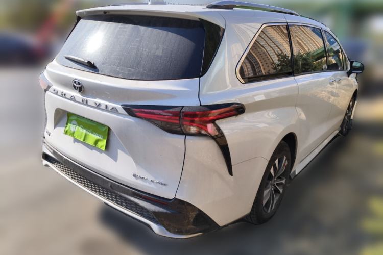 Used Toyota Granvia 2024 2.5L Hybrid Prestige PLUS Four-Wheel Drive Version
