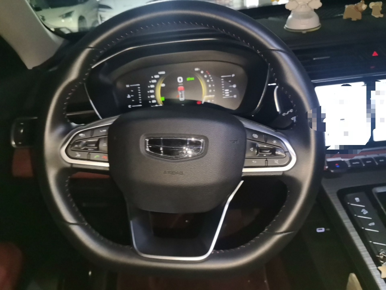 Geely Auto Emgrand X7 Sport 2022 Boyue X 1.8TD DCT ZhiShang Model — снимка 10