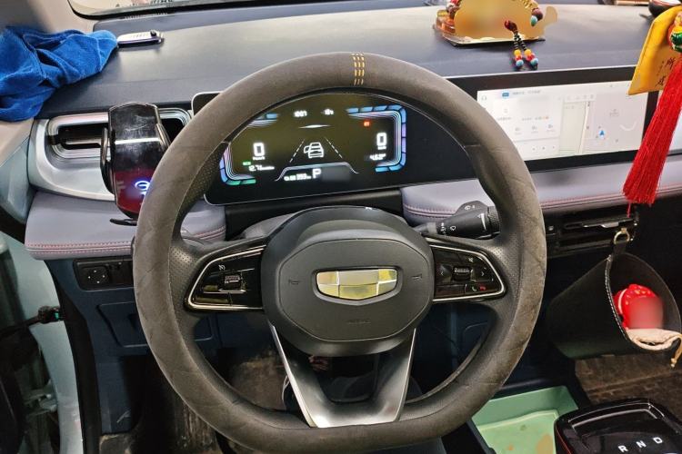 Used Geometry E Firefly 2022 401 km Linglong Tiger 5 Seats