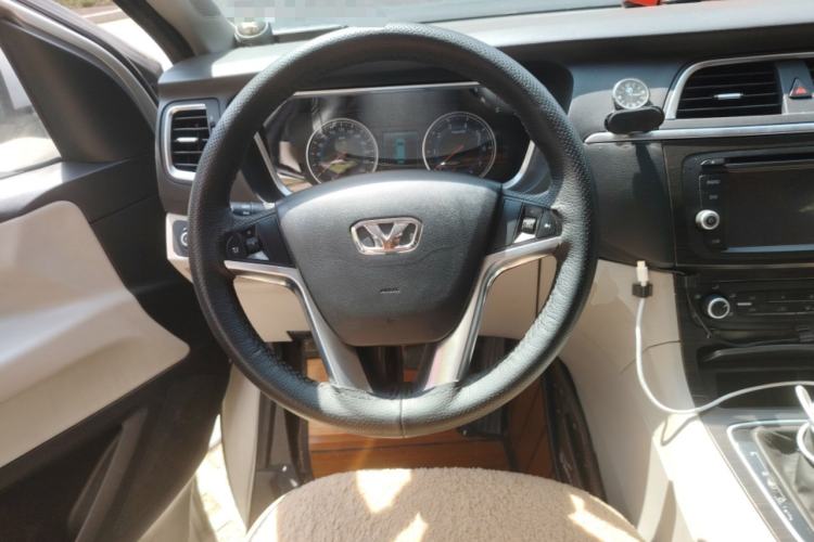 Used Huasong 7 2015 2.0T Automatic Comfort Model