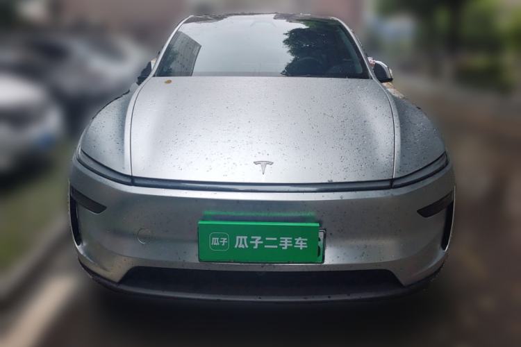 Used Tesla Model Y 2025 Rear-Wheel-Drive Version Front