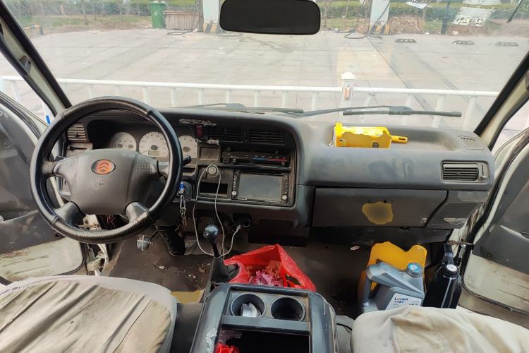 Used Golden Dragon Hiace 