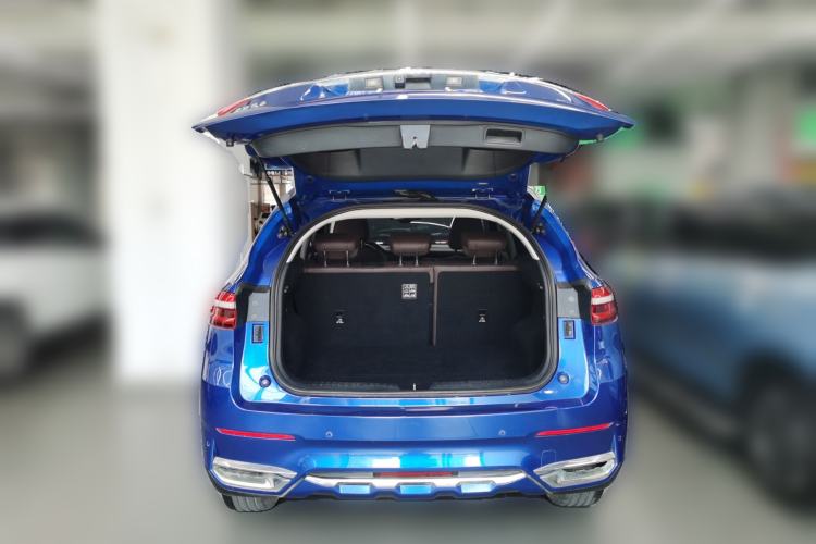 Used Haval F7 2019 2.0T Four-Wheel Drive iJoy China V Standard Trunk