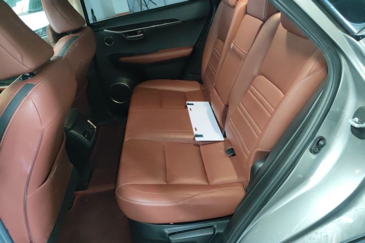 Used Lexus NX 2015 300h All-Wheel-Drive Fēngzhì Edition
