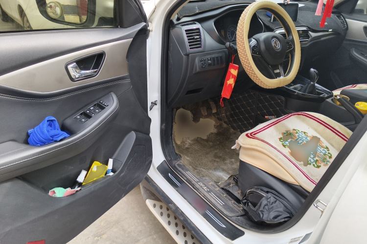 Used Dongfeng Fengon S560 2019 1.8L Manual Urban Model Driver Seat