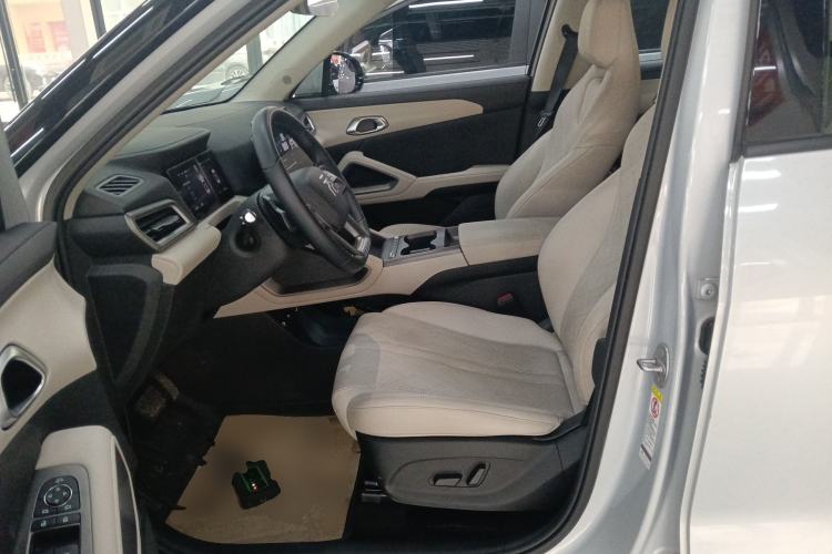 Used BYD Yuan UP 2025 Intelligent Driving Version 401 km Leading Edition
