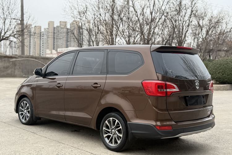 Used Baojun 730 2016 Revised 1.5L Manual Standard Version 7 Seats China V Emission Standard
