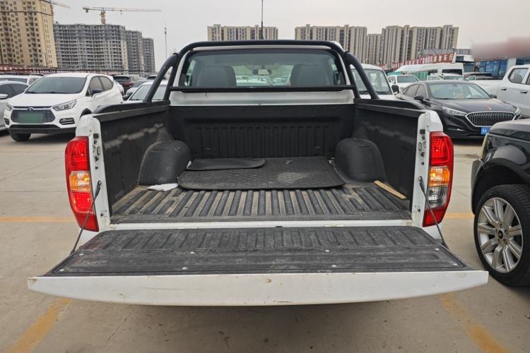 Used Dongfeng Ruichi 6 2023 Bucket-Style Standard Version 350 km