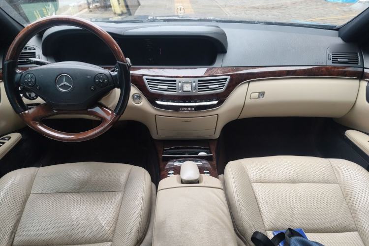Used Mercedes-Benz S-Class 2010 S 400 L HYBRID

