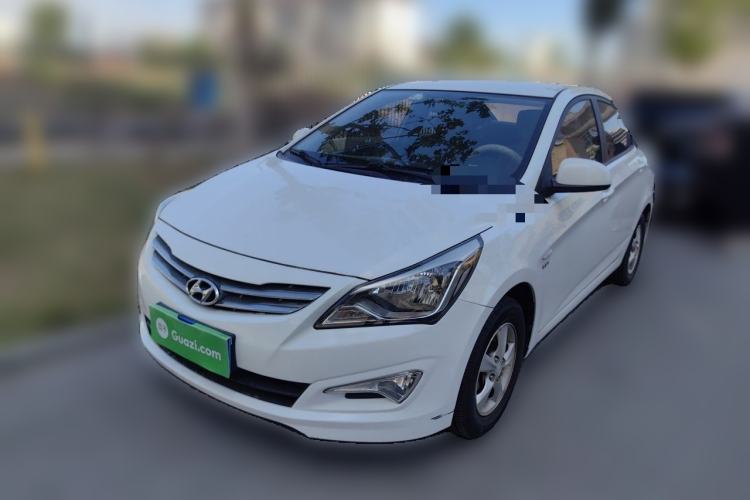 Used Hyundai Verna (older generation) 2014 1.4L Manual Smart GLS Trim