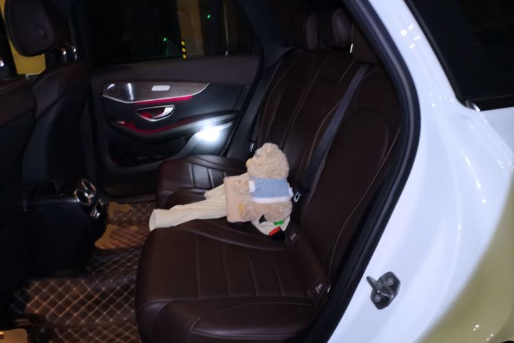 Used Mercedes-Benz GLC 2021 GLC 300 L 4MATIC Dynamic Model Left Rear Seat