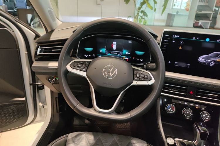 Used Volkswagen Sagitar 2023 280TSI DSG Beyond Lite Edition Steering Wheel