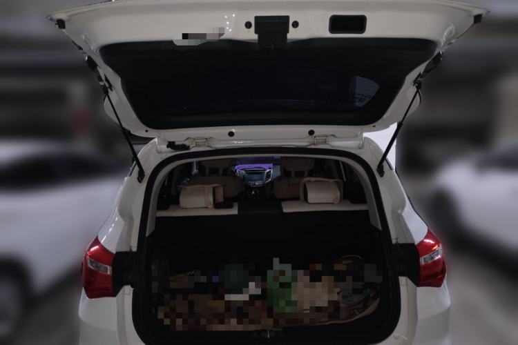 Used CHANGAN OSHAN COS5 2019 1.6L Manual Classic Model China VI Standard
