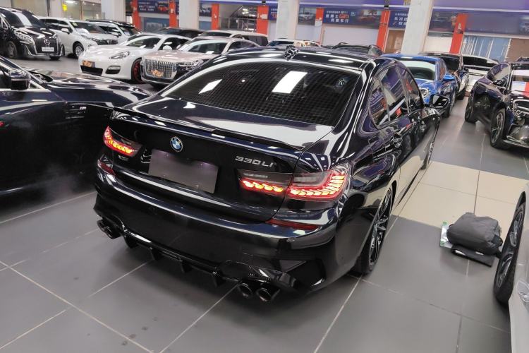 Used BMW 3 Series 2021 Second Facelift 330Li xDrive M Sport Night Edition Package
