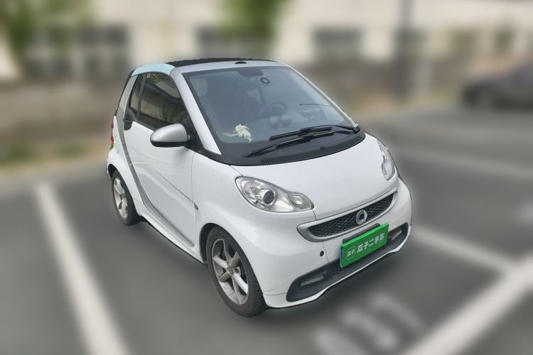 Used smart fortwo 2012 1.0T Convertible Passion Edition Front Right 45 Deg