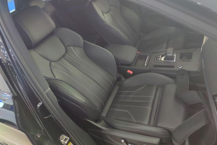 Used Audi Q5L 2024 45 TFSI Luxury Dynamic Model