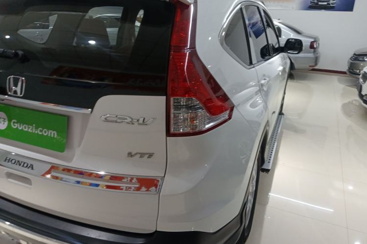 Used Honda CR-V 2012 2.0L two-wheel drive urban version
