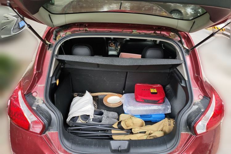 Used Nissan Tiida 2011 1.6L CVT Smart Version
