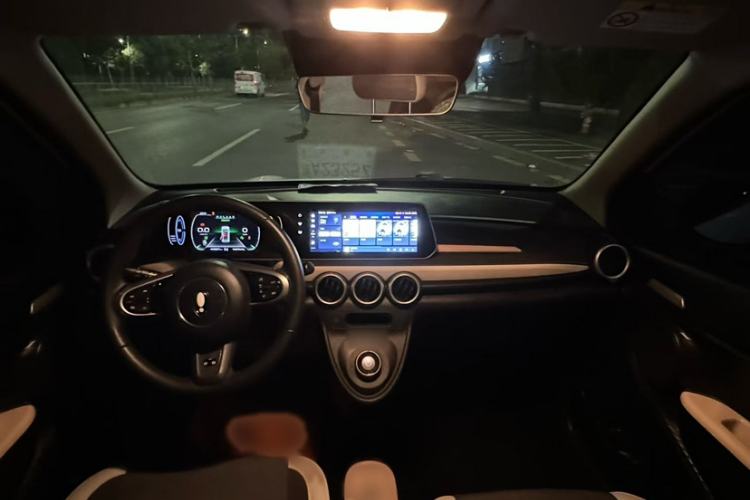 Used ORA Black Cat 2022 351 km HelloKitty Collaboration Edition Lithium-Ion Battery
