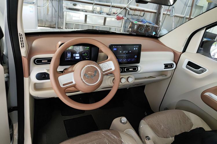 Used Wuling Hongguang MINIEV 2024 3rd Generation 215km Youth Edition