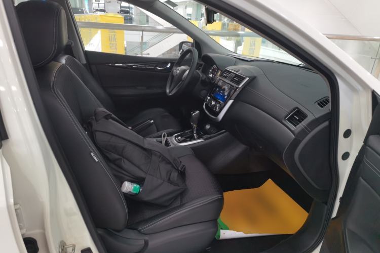 Used Nissan Tiida 2019 1.6L CVT Smart Drive Version China VI Standard