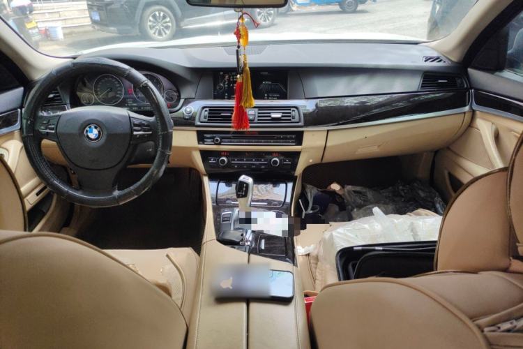 Used BMW 5 Series 2013 525Li Luxury Model