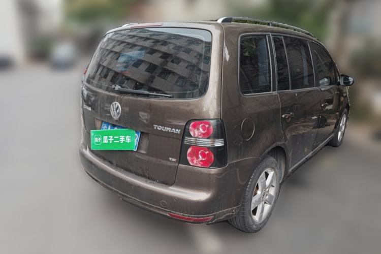 Used Volkswagen Touran 2013 1.4T DSG Comfort Edition 5-Seater Rear Right 45 Deg