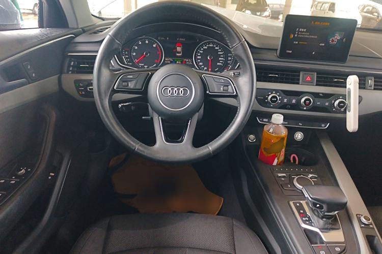 Used Audi A4L 2018 30th Anniversary Edition 40 TFSI Trendy Model
